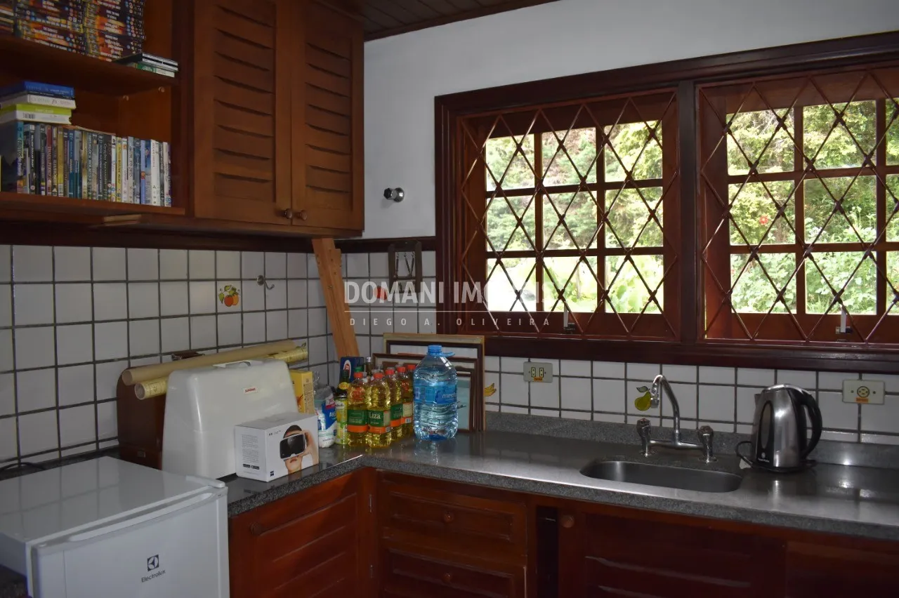 Casa à venda de 1.210 m² em Campos do Jordão, SP, Brasil