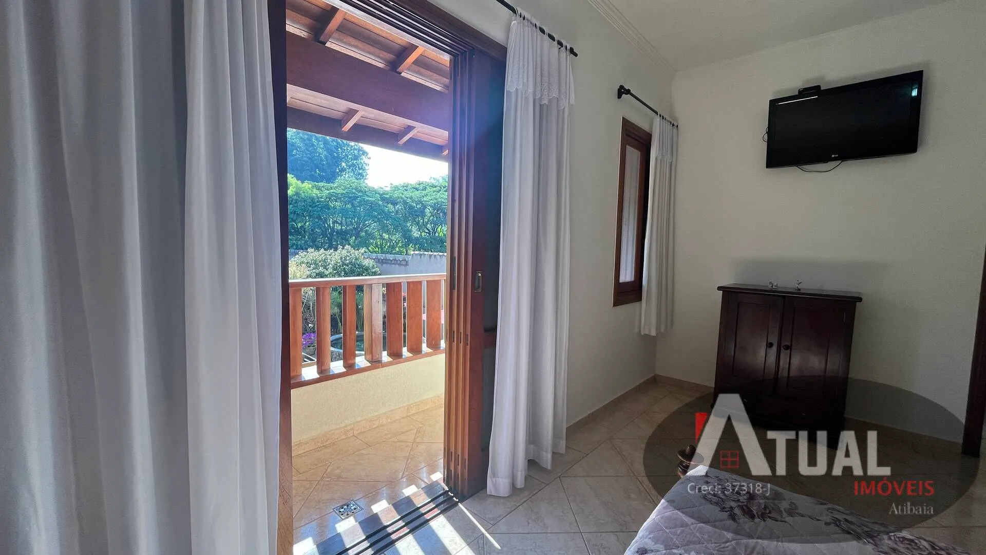 Casa à venda de 976 m² em Bom Jesus dos Perdões, SP, Brasil