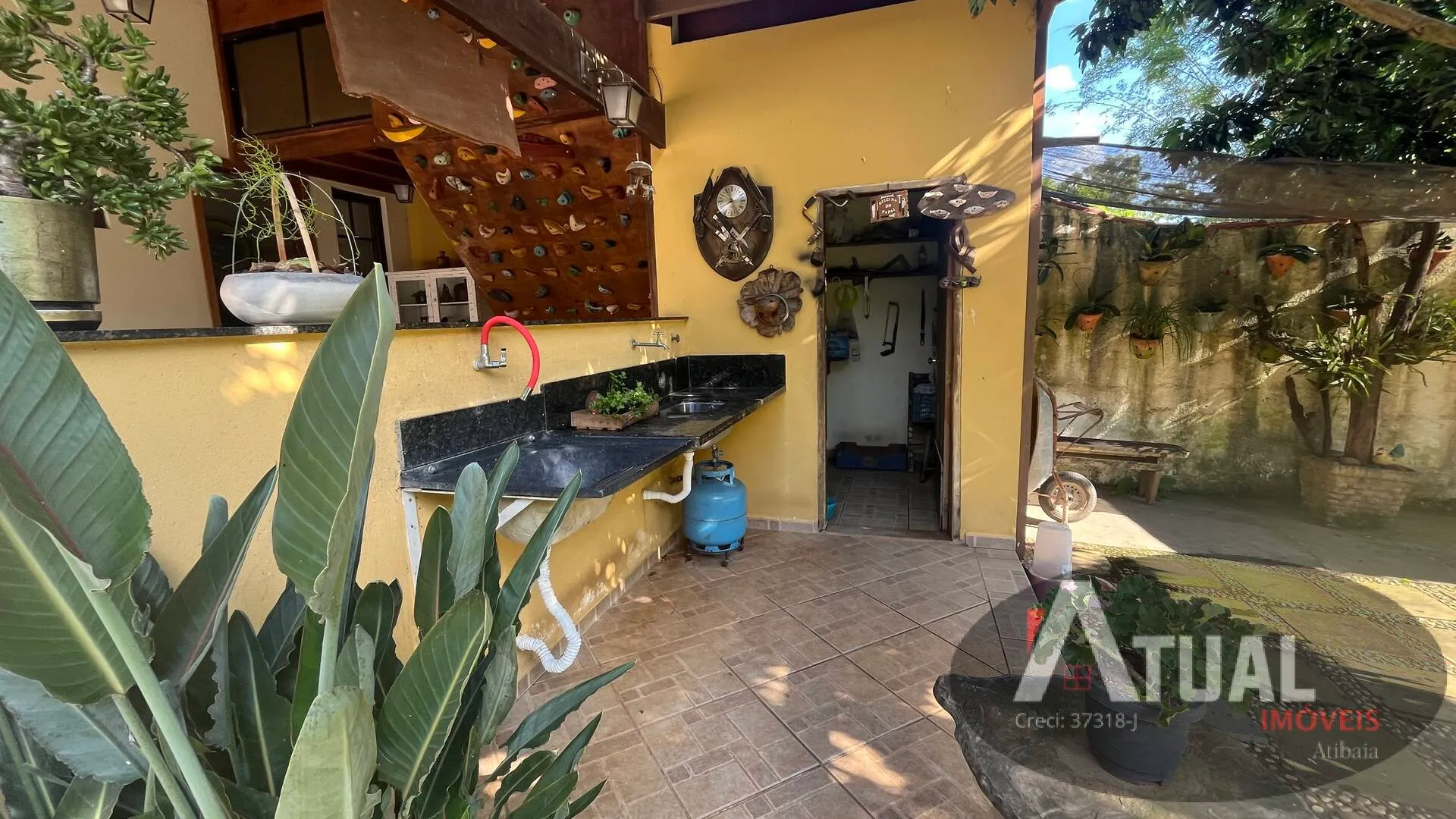Casa à venda de 976 m² em Bom Jesus dos Perdões, SP, Brasil