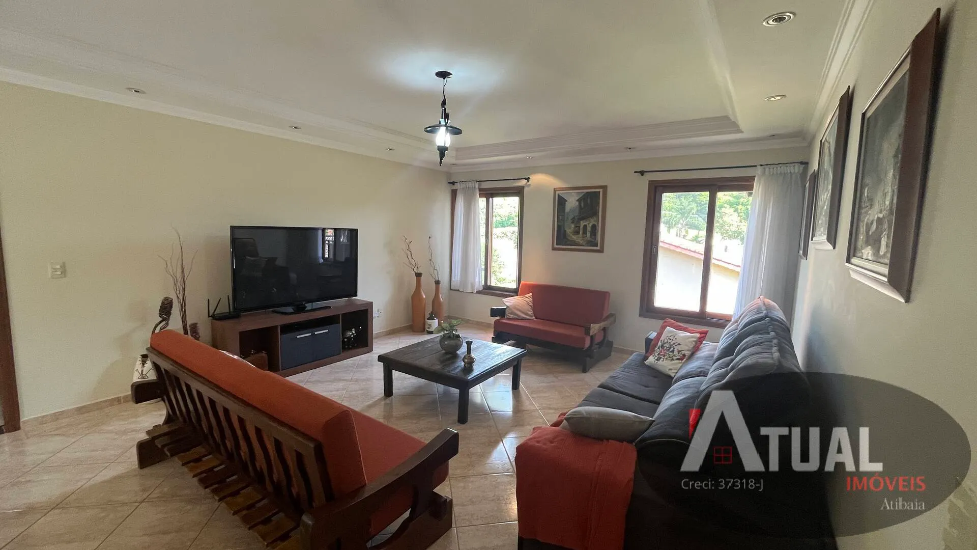 Casa à venda de 976 m² em Bom Jesus dos Perdões, SP, Brasil