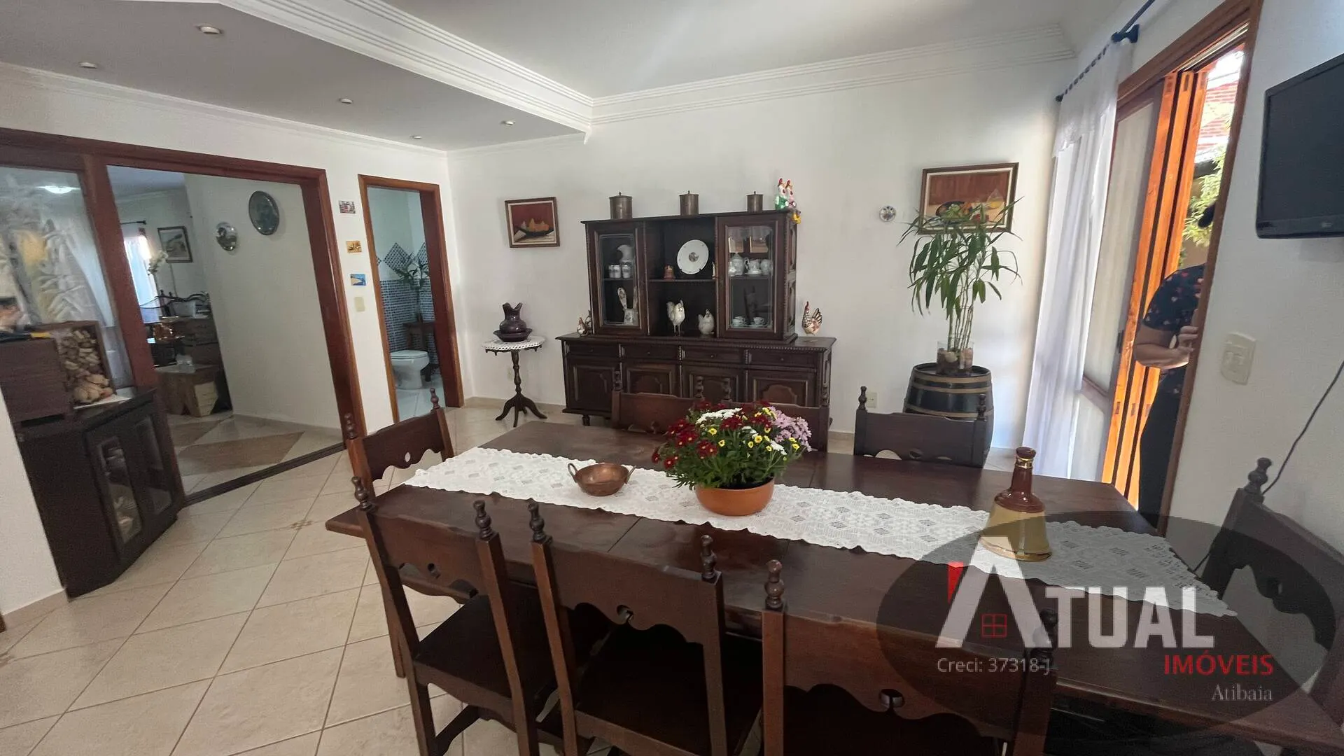 Casa à venda de 976 m² em Bom Jesus dos Perdões, SP, Brasil