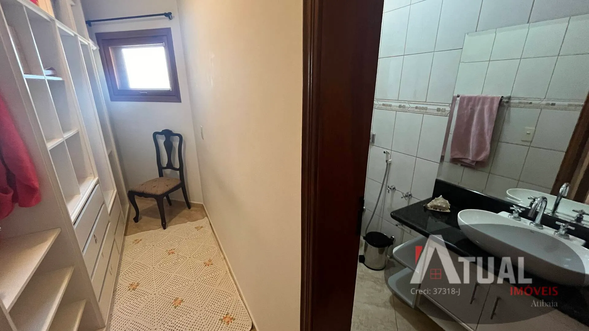 Casa à venda de 976 m² em Bom Jesus dos Perdões, SP, Brasil