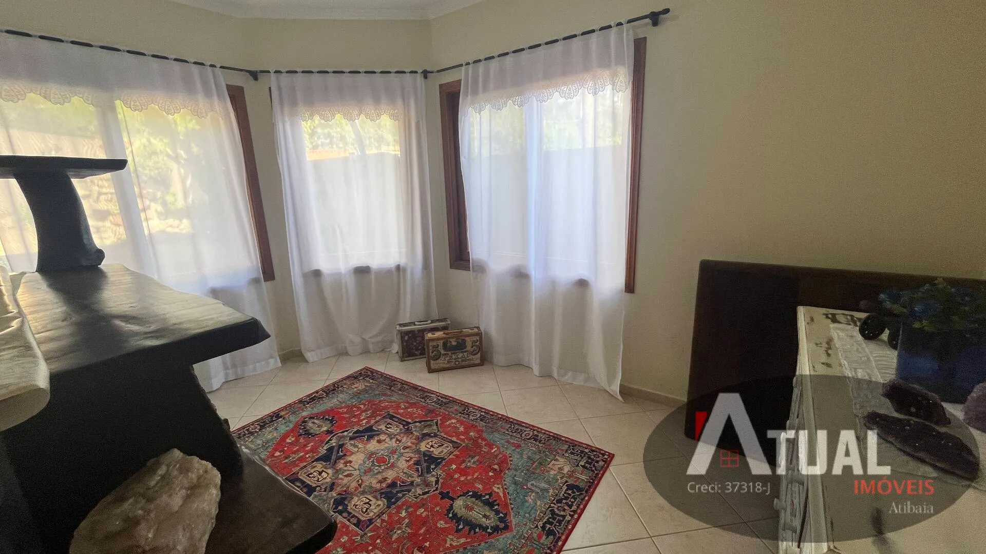 Casa à venda de 976 m² em Bom Jesus dos Perdões, SP, Brasil
