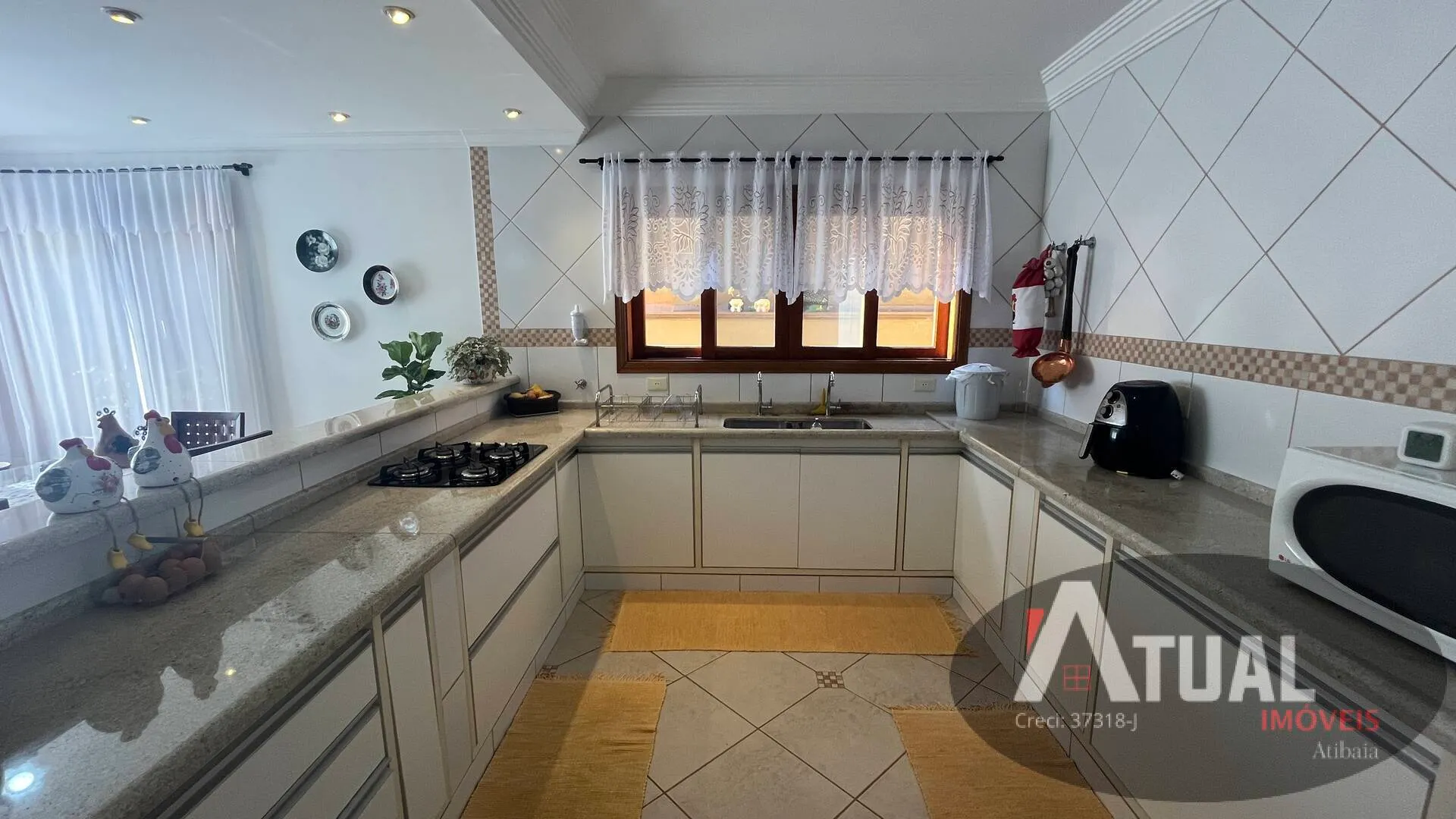 Casa à venda de 976 m² em Bom Jesus dos Perdões, SP, Brasil