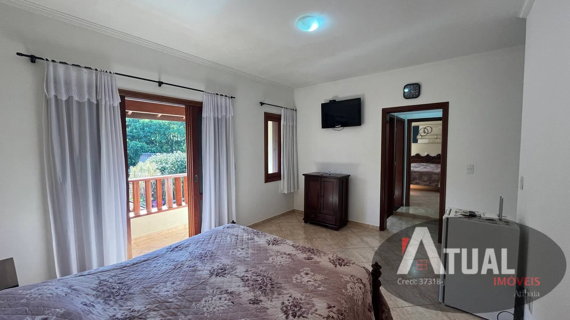 Casa à venda de 976 m² em Bom Jesus dos Perdões, SP, Brasil