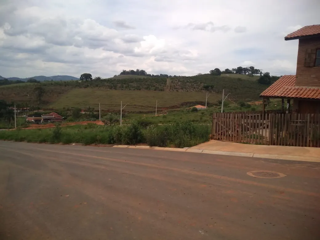 Terreno à venda de 160 m² em Monte Sião, MG, Brasil