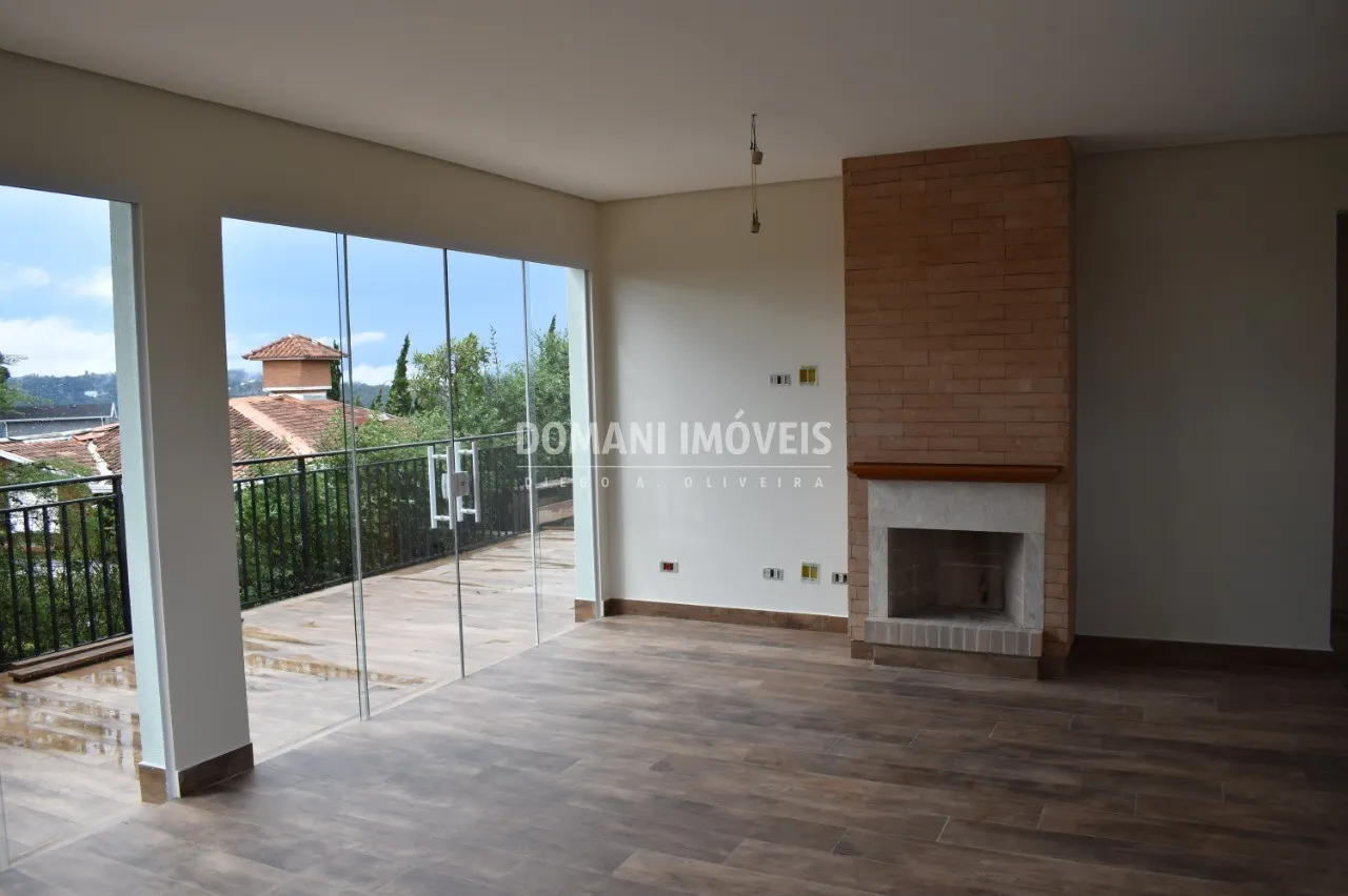 Casa à venda de 320 m² em Campos do Jordão, SP, Brasil