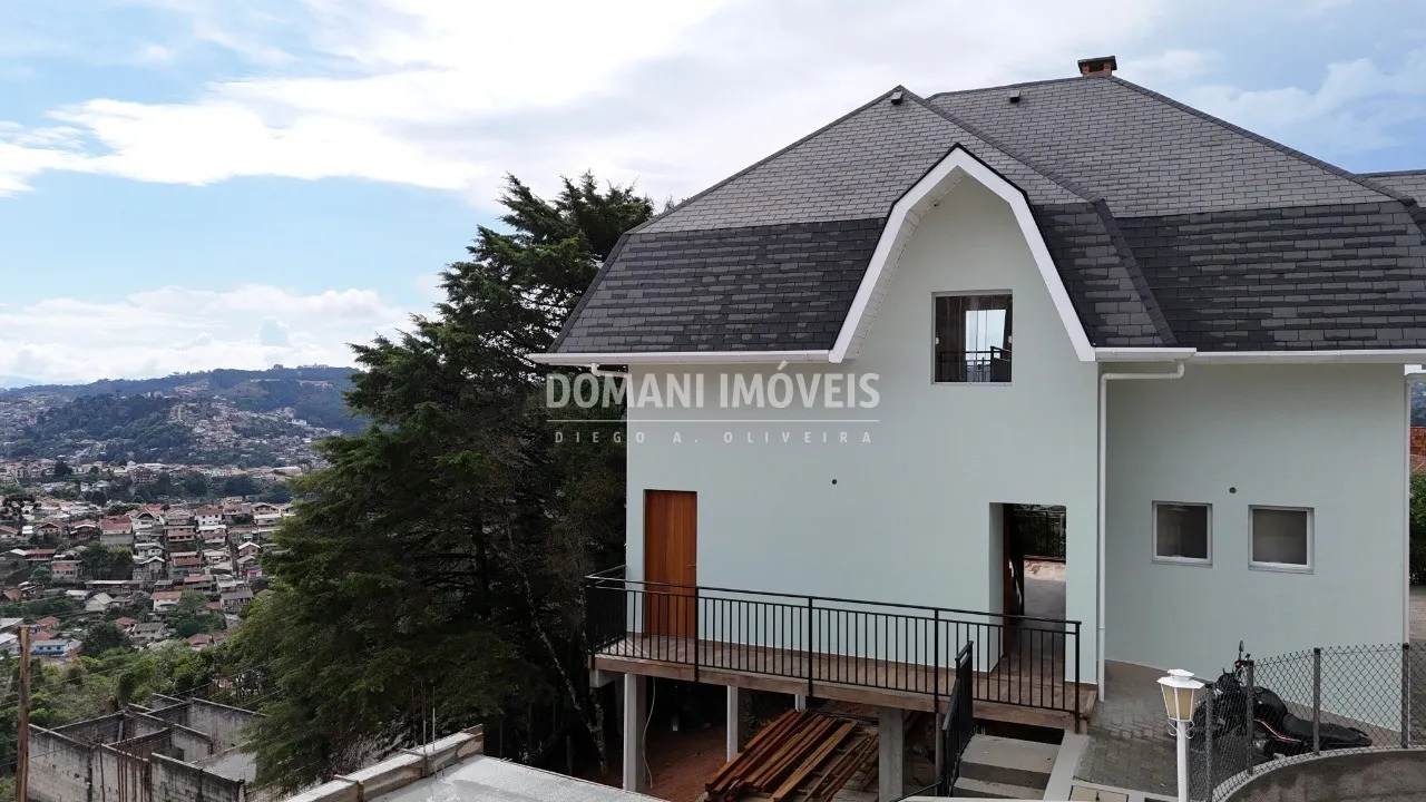 Casa à venda de 320 m² em Campos do Jordão, SP, Brasil