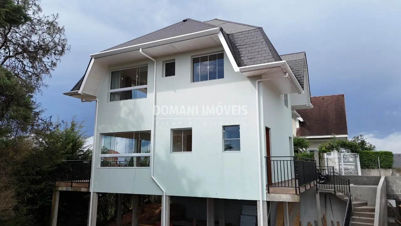 Casa à venda de 320 m² em Campos do Jordão, SP, Brasil