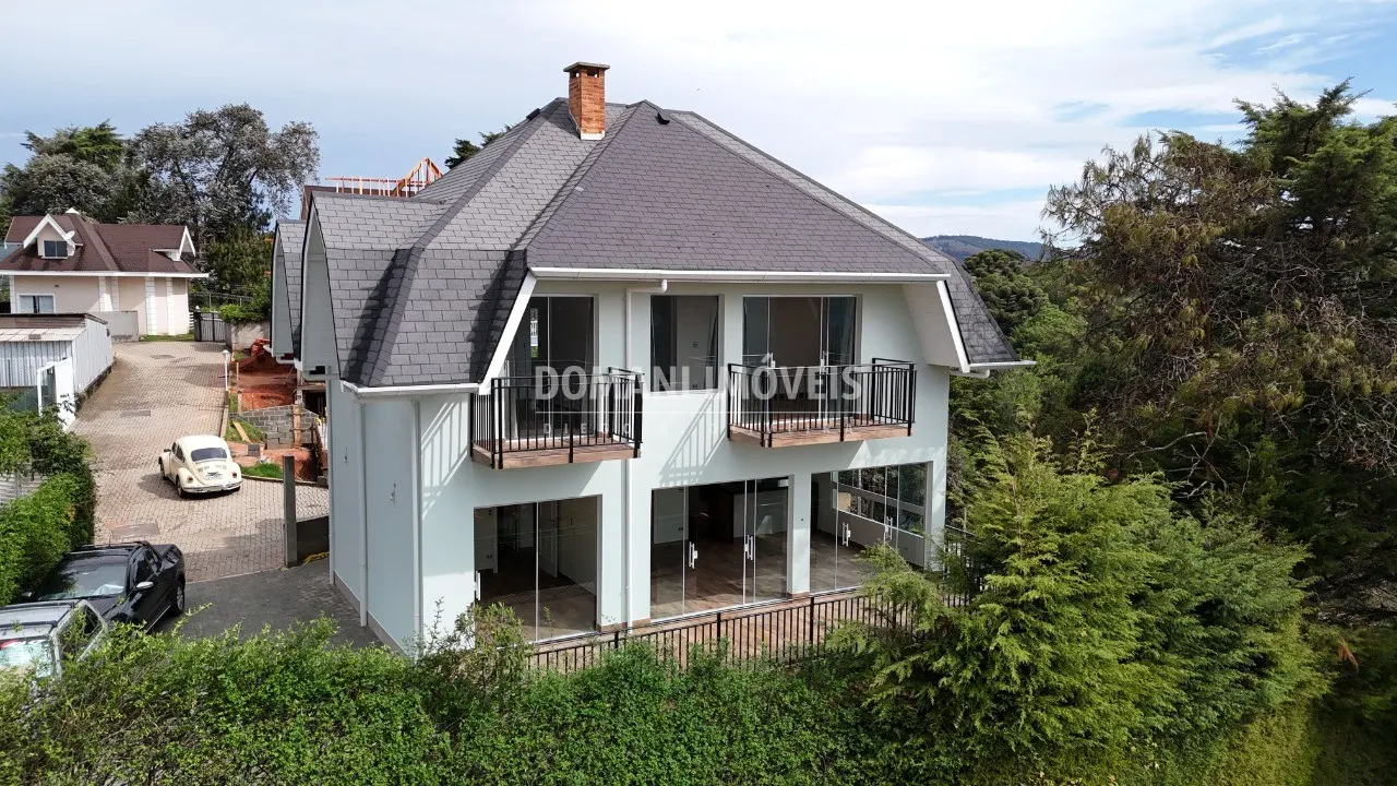 Casa à venda de 320 m² em Campos do Jordão, SP, Brasil