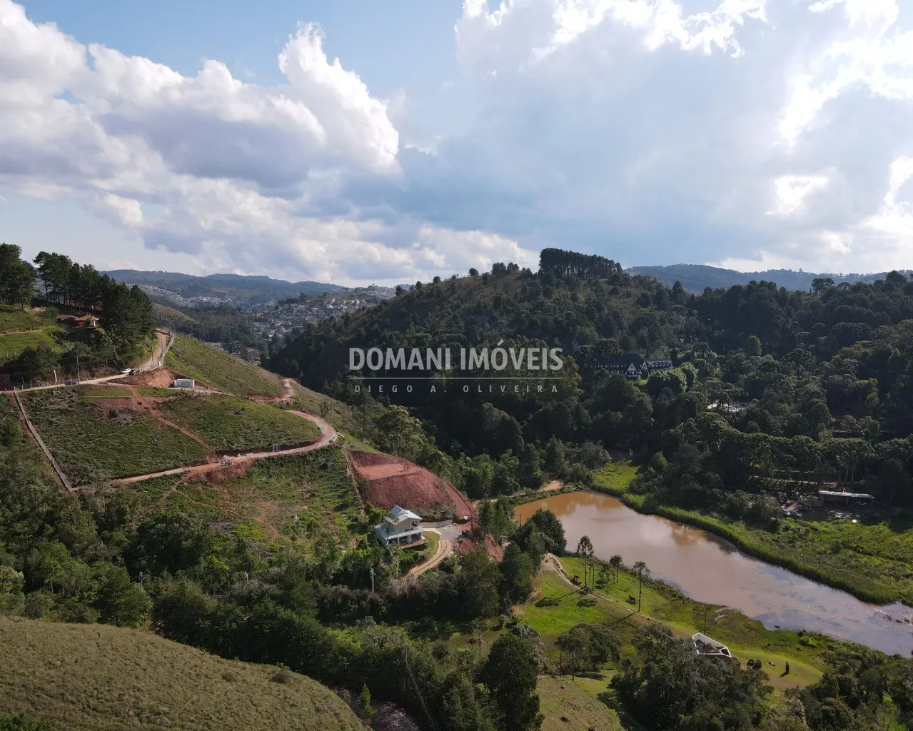 Plot for sale of 2,060 m² in Campos do Jordão, SP, Brazil