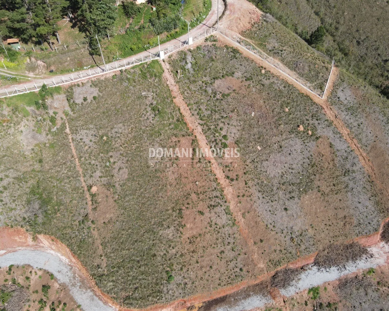 Plot for sale of 2,060 m² in Campos do Jordão, SP, Brazil