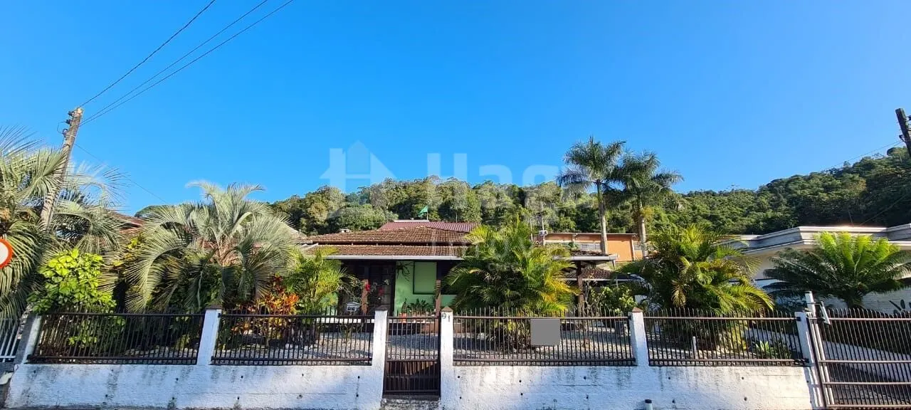 Casa à venda de 440 m² em Brusque, SC, Brasil