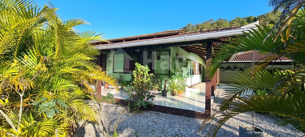 Casa à venda de 440 m² em Brusque, SC, Brasil