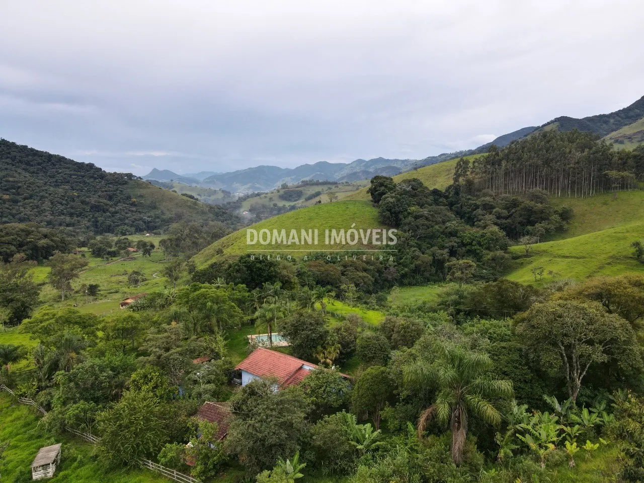 Small farm for sale of 7 acres in Piranguçu, MG, Brazil