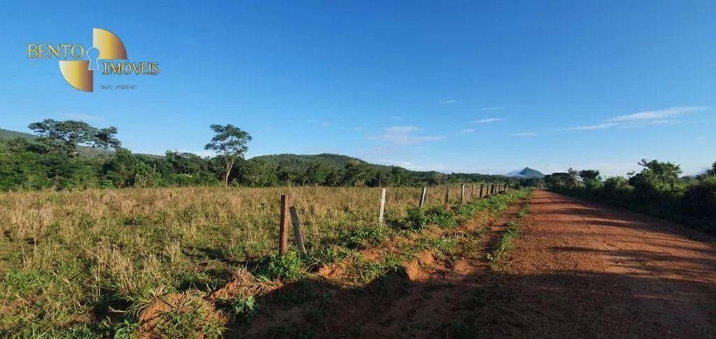 Fazenda à venda de 1.764 ha em Cáceres, MT, Brasil