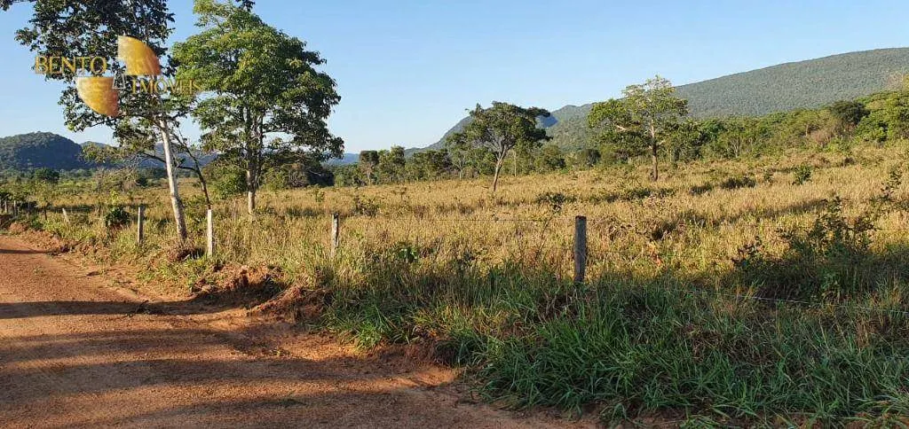 Fazenda à venda de 1.764 ha em Cáceres, MT, Brasil