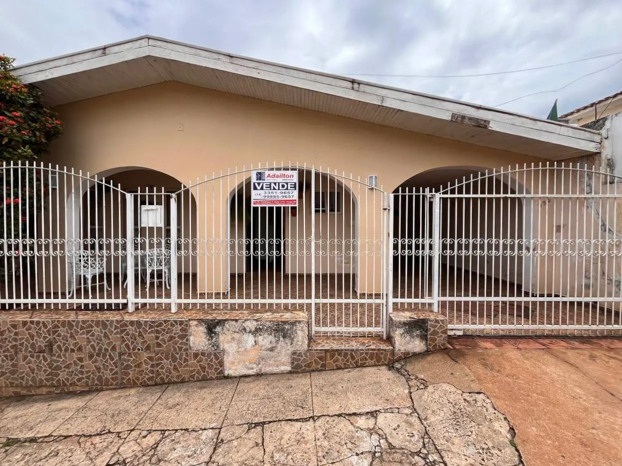 House for sale of 416 m² in Piraju, SP, Brazil