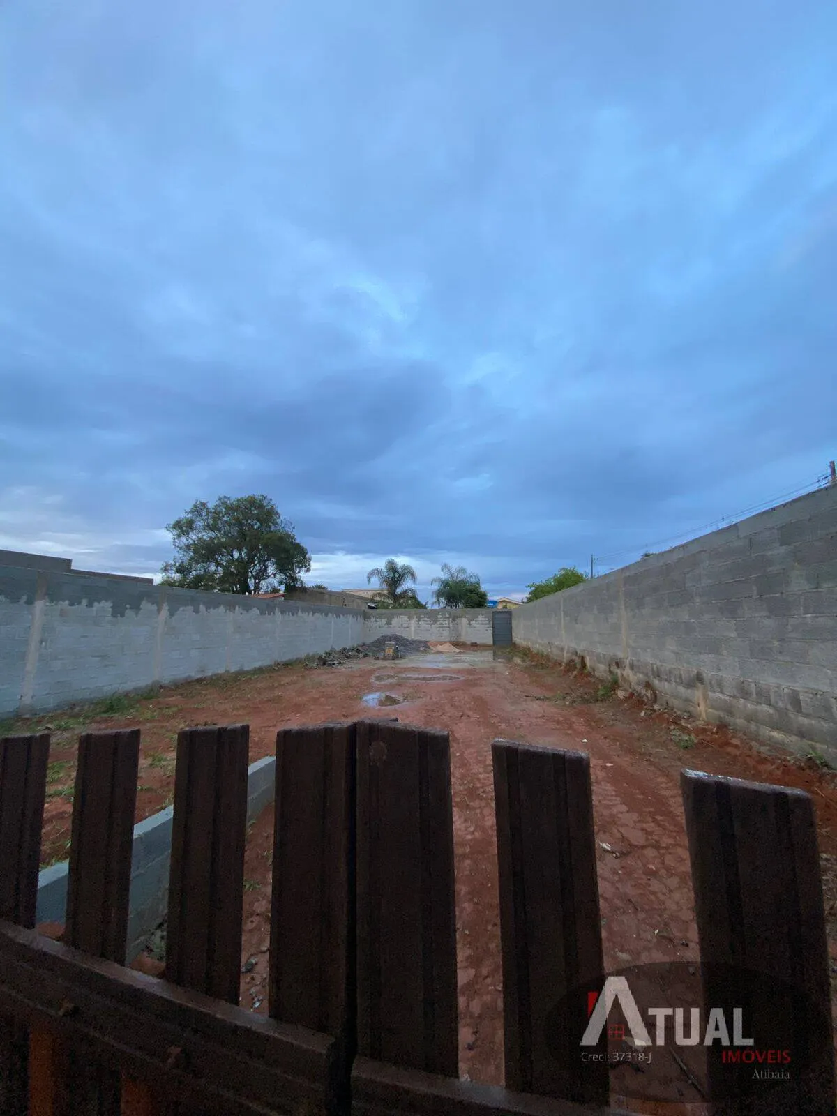 Terreno à venda de 265 m² em Mairiporã, SP, Brasil