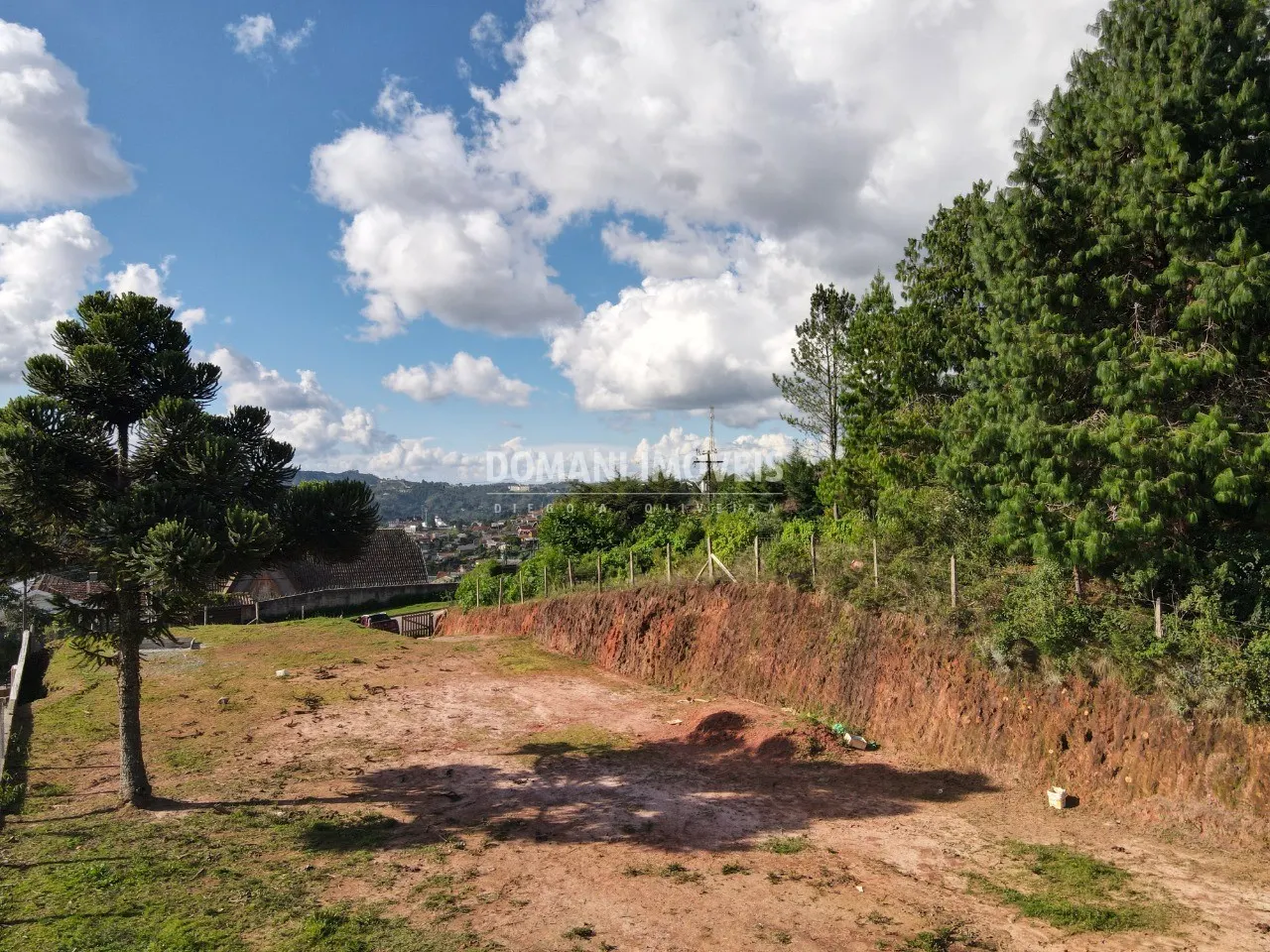 Terreno à venda de 1.160 m² em Campos do Jordão, SP, Brasil