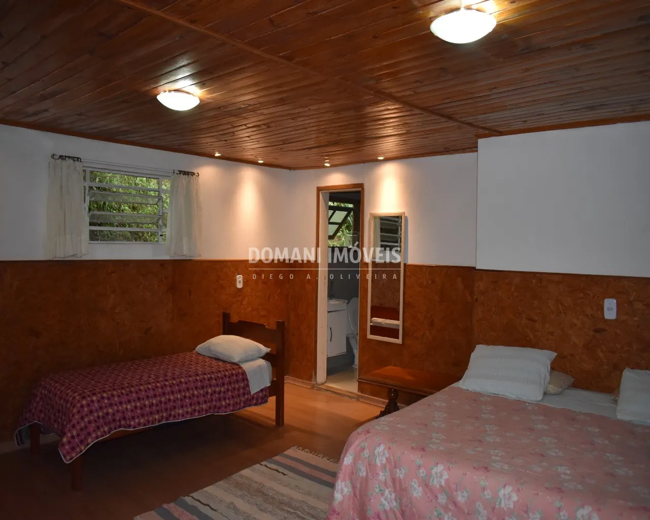Casa à venda de 4.220 m² em Campos do Jordão, SP, Brasil