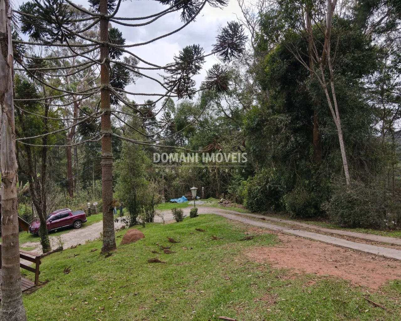 Casa à venda de 4.220 m² em Campos do Jordão, SP, Brasil