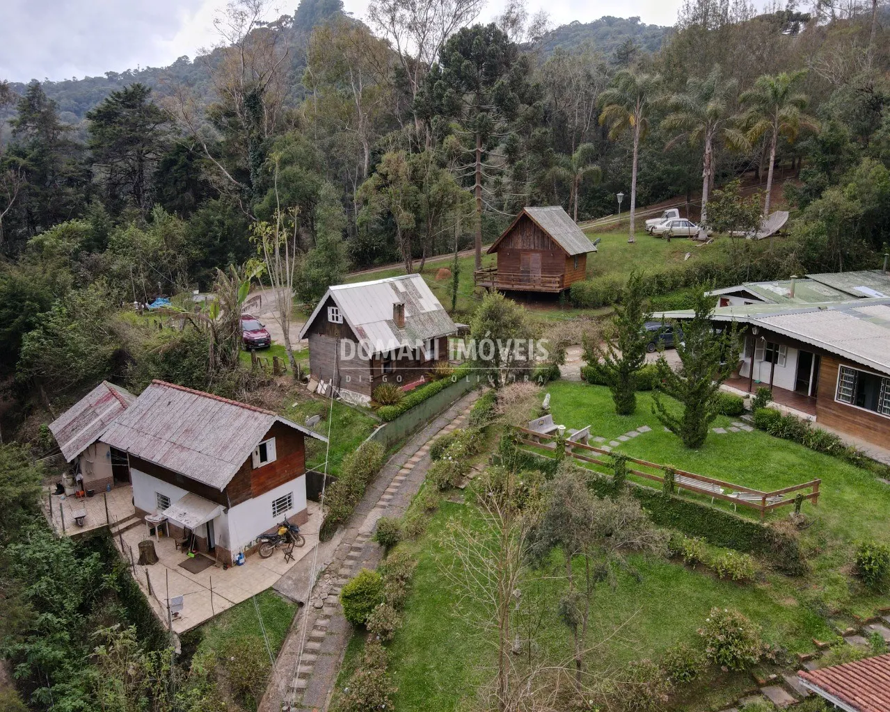 Casa à venda de 4.220 m² em Campos do Jordão, SP, Brasil
