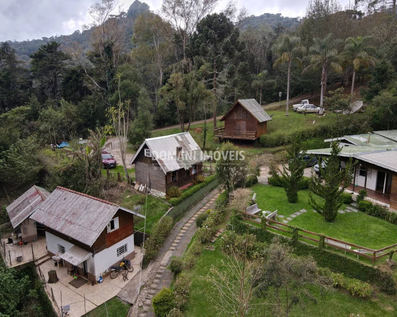 Casa à venda de 4.220 m² em Campos do Jordão, SP, Brasil