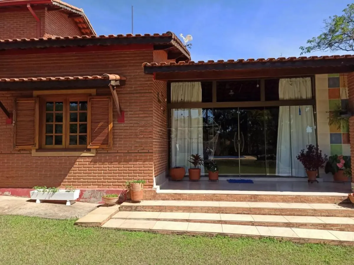 Country home for sale of 365 m² in Analândia, SP, Brazil