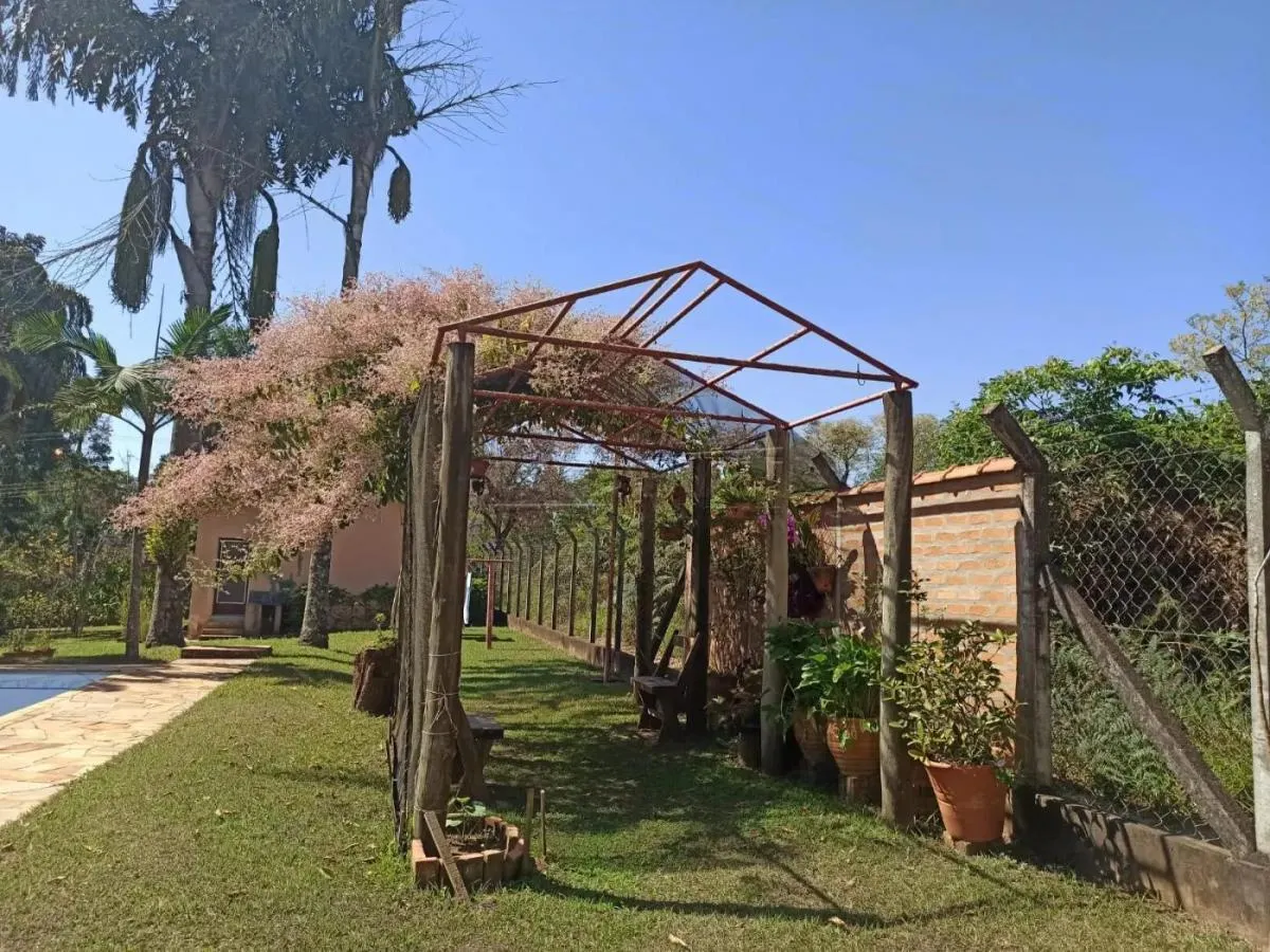 Country home for sale of 365 m² in Analândia, SP, Brazil