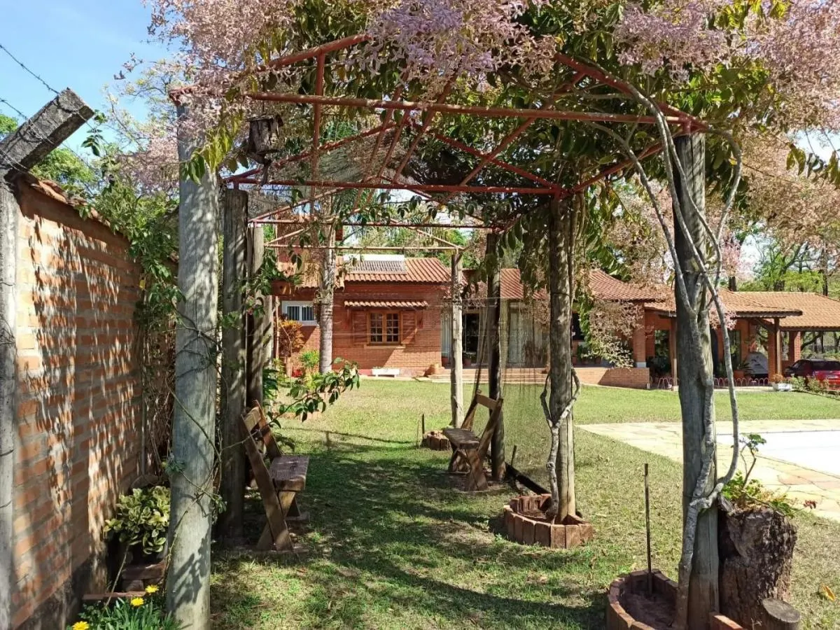 Country home for sale of 365 m² in Analândia, SP, Brazil