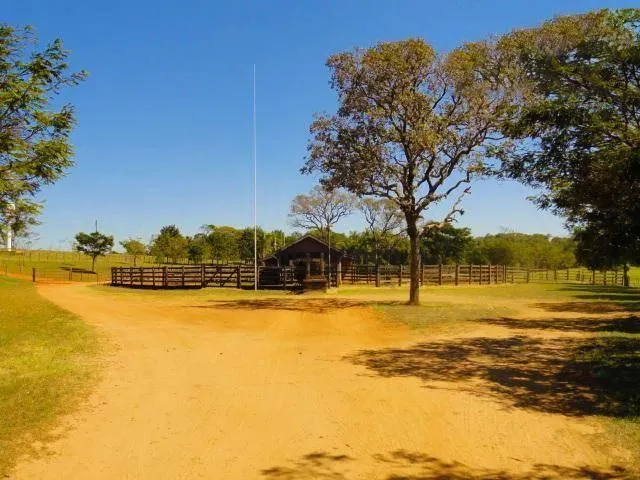 Fazenda à venda de 702 ha em Bauru, SP, Brasil