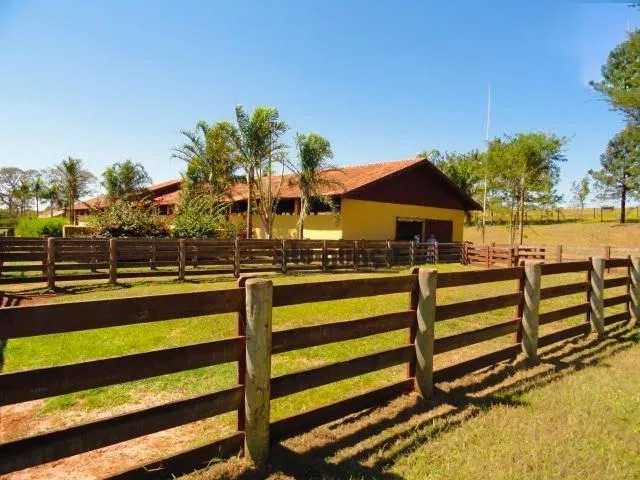 Fazenda à venda de 702 ha em Bauru, SP, Brasil