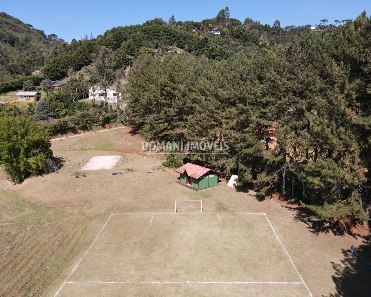 Terreno à venda de 7.300 m² em Santo Antônio do Pinhal, SP, Brasil
