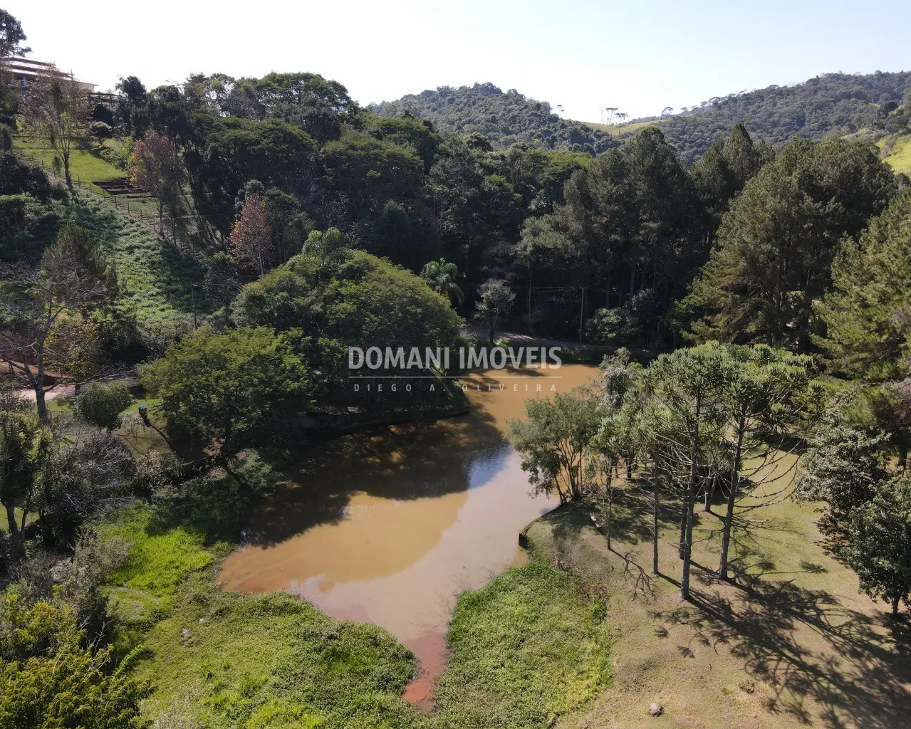 Terreno à venda de 7.300 m² em Santo Antônio do Pinhal, SP, Brasil