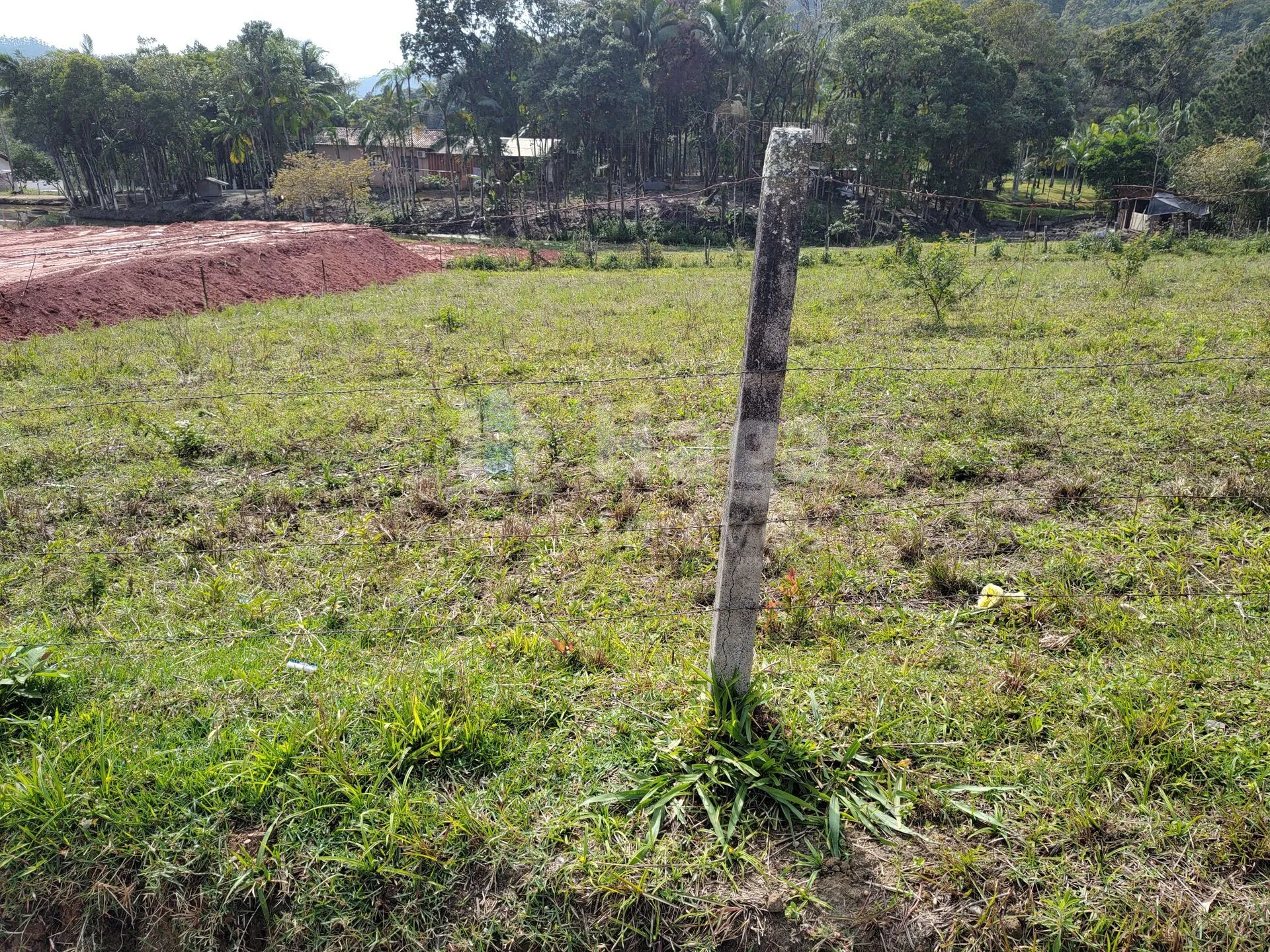 Terreno à venda de 420 m² em Guabiruba, SC, Brasil