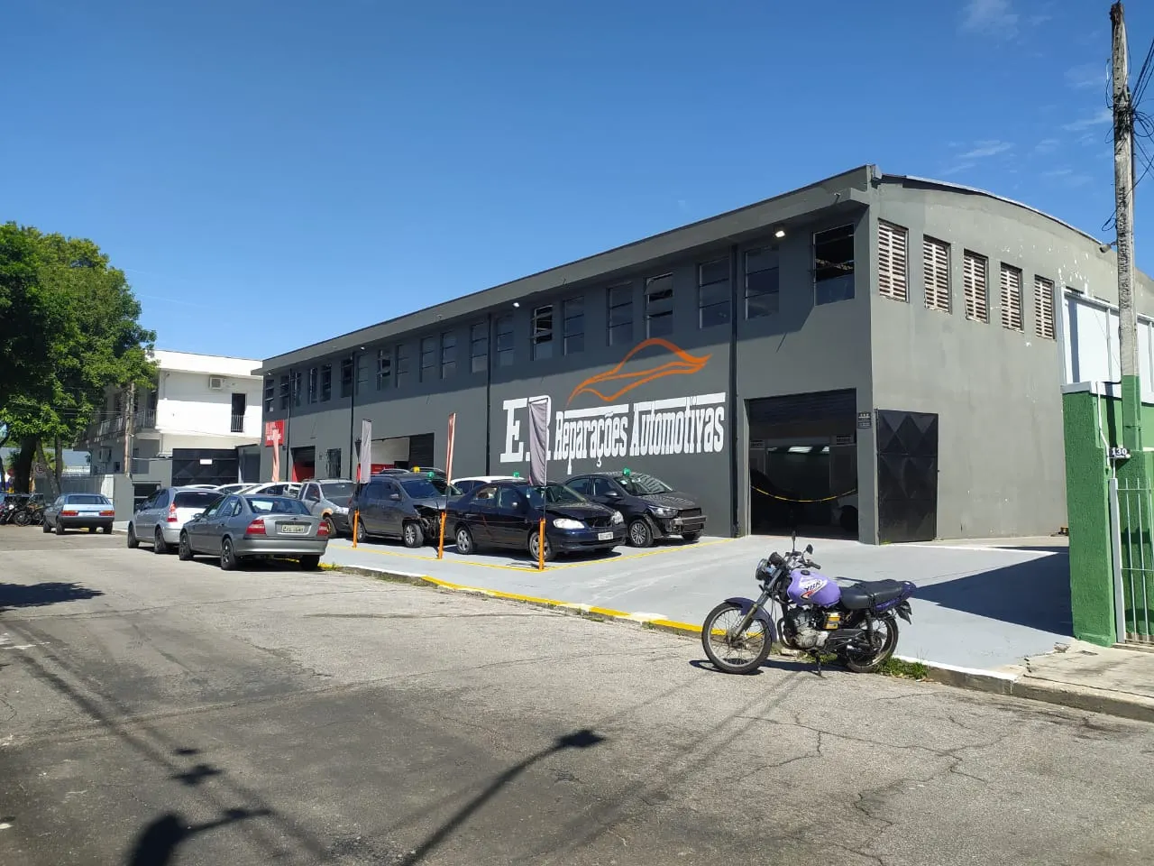 Comercial à venda e para Alugar de 1.000 m² em São José dos Campos, SP, Brasil
