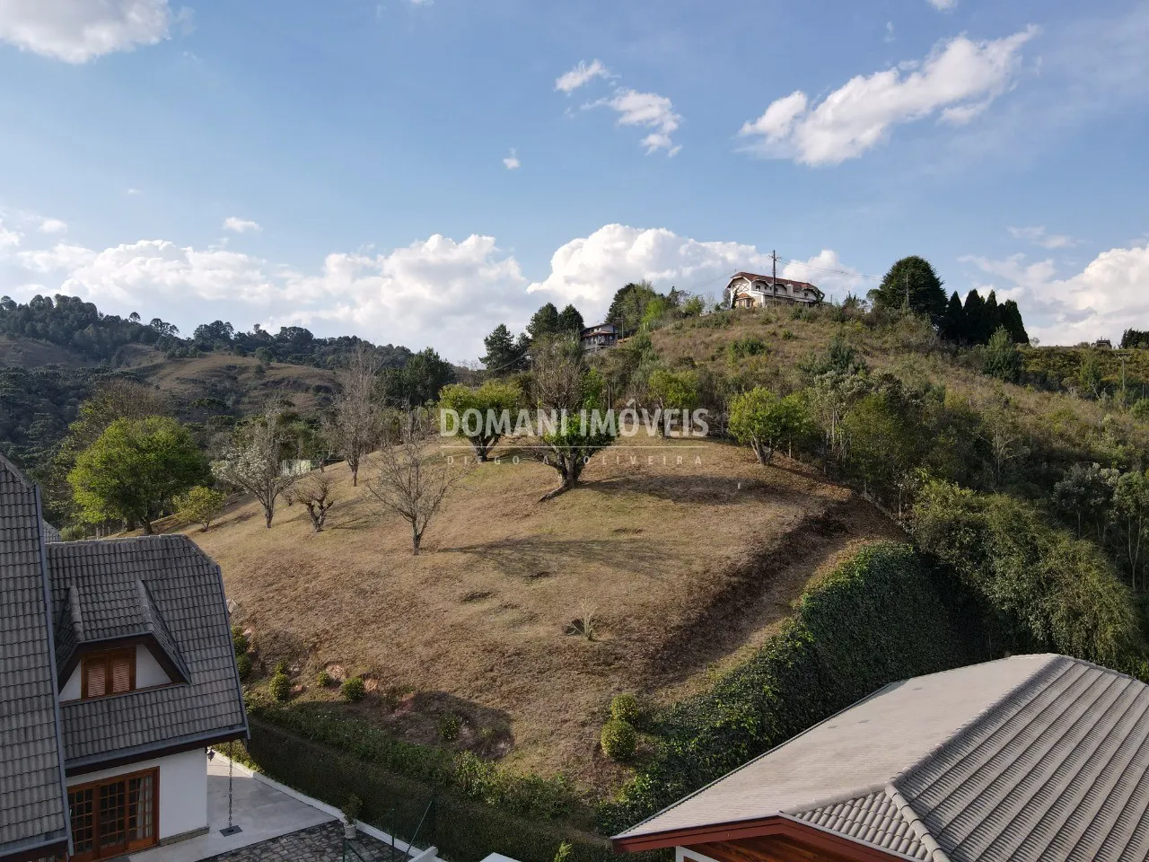 Casa à venda de 7.880 m² em Campos do Jordão, SP, Brasil