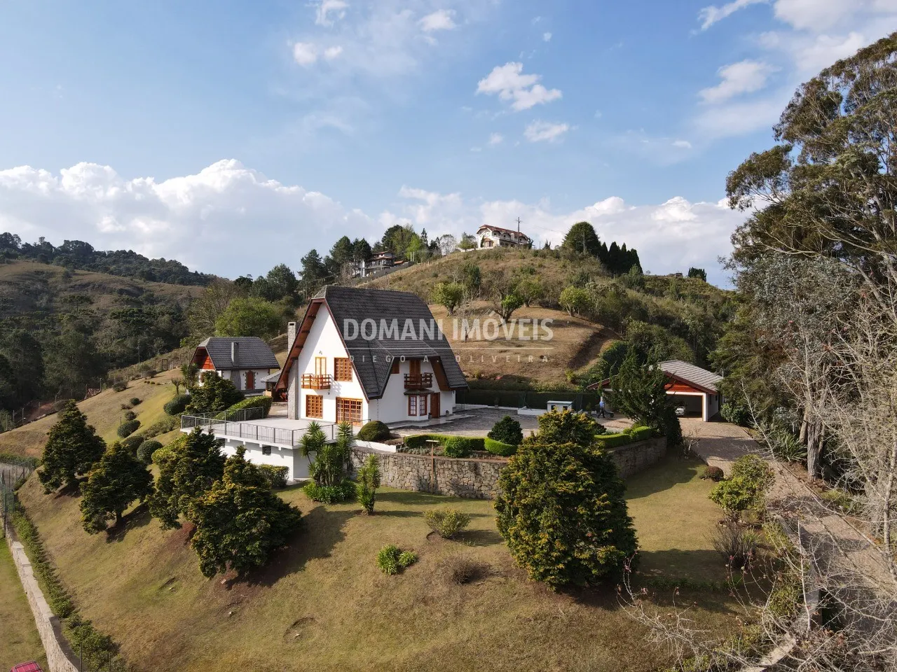 Casa à venda de 7.880 m² em Campos do Jordão, SP, Brasil