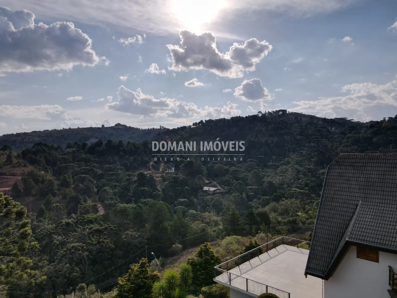 Casa à venda de 7.880 m² em Campos do Jordão, SP, Brasil
