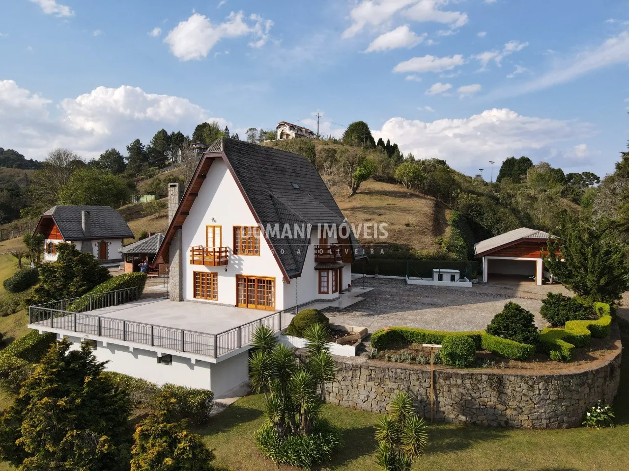 Casa à venda de 7.880 m² em Campos do Jordão, SP, Brasil