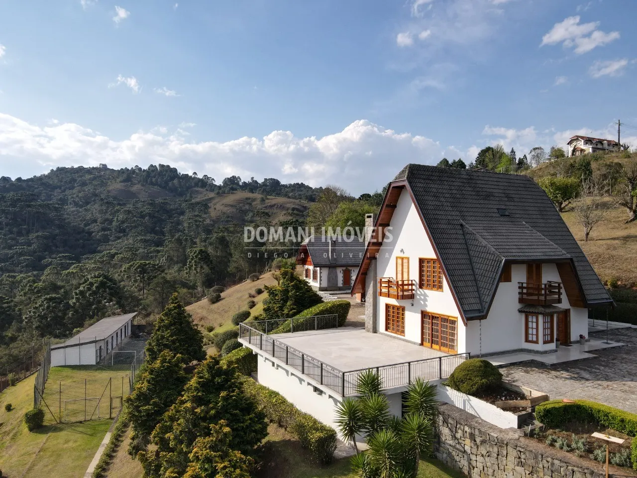 Casa à venda de 7.880 m² em Campos do Jordão, SP, Brasil