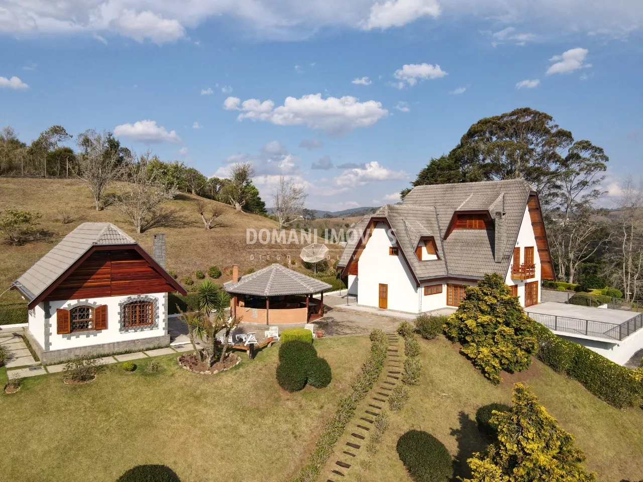 Casa à venda de 7.880 m² em Campos do Jordão, SP, Brasil
