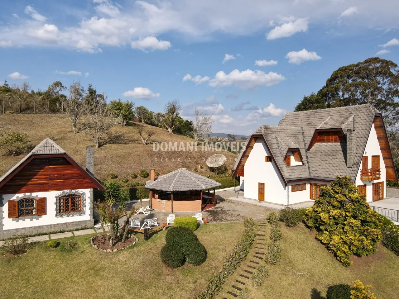 Casa à venda de 7.880 m² em Campos do Jordão, SP, Brasil