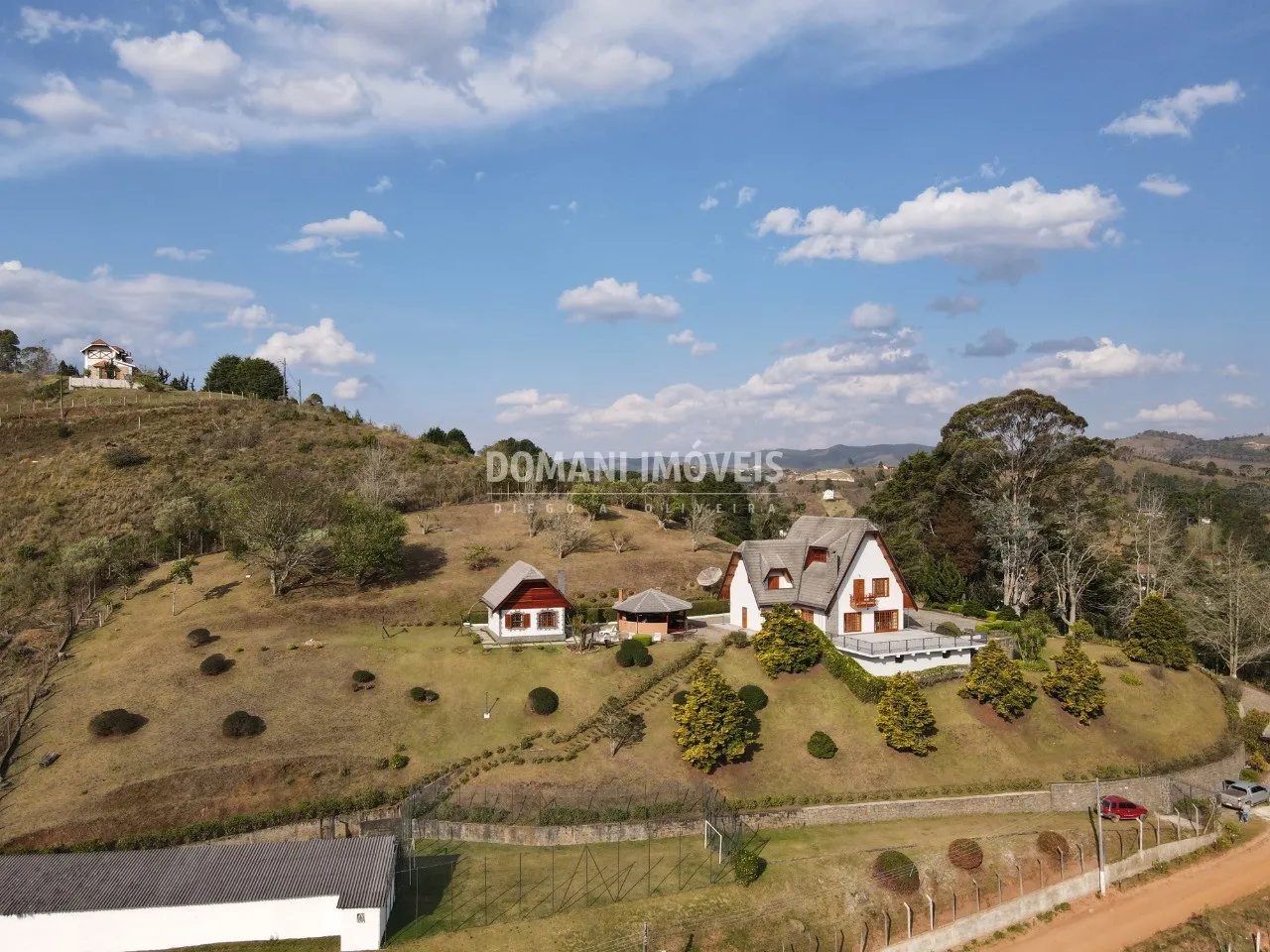 Casa à venda de 7.880 m² em Campos do Jordão, SP, Brasil