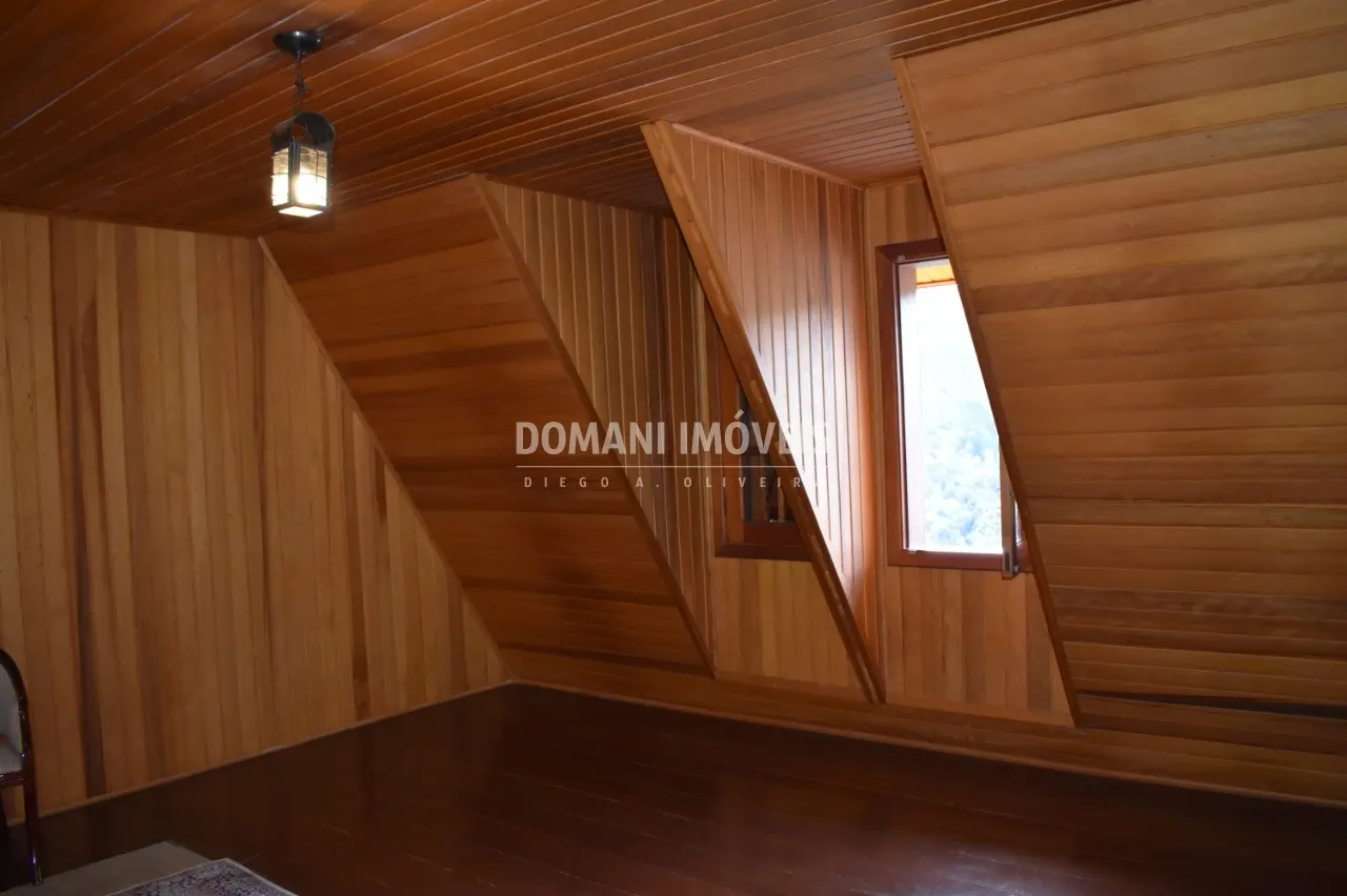 Casa à venda de 7.880 m² em Campos do Jordão, SP, Brasil