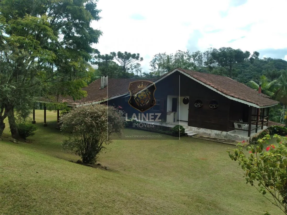 Small farm for sale of 10 acres in Juquitiba, SP, Brazil