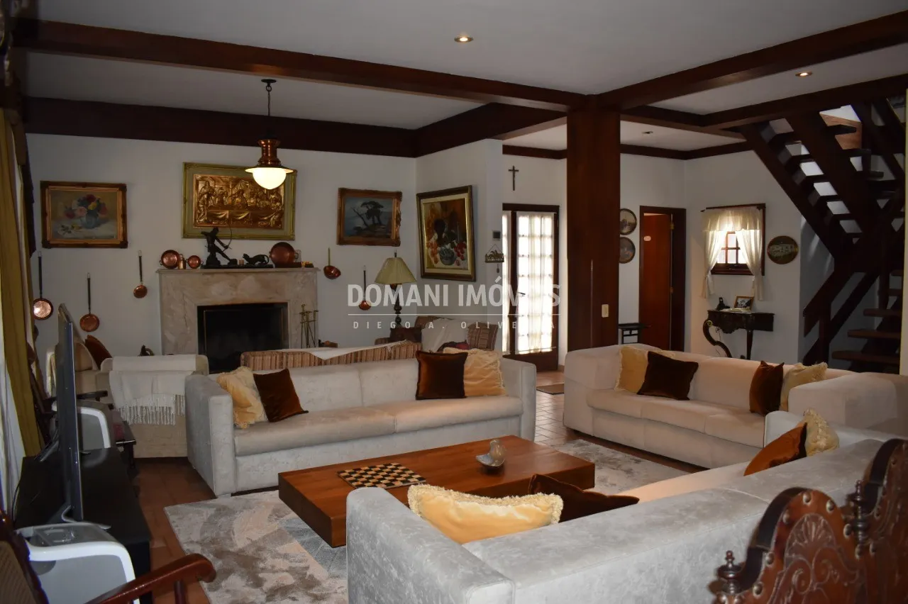 Casa à venda de 1.165 m² em Campos do Jordão, SP, Brasil