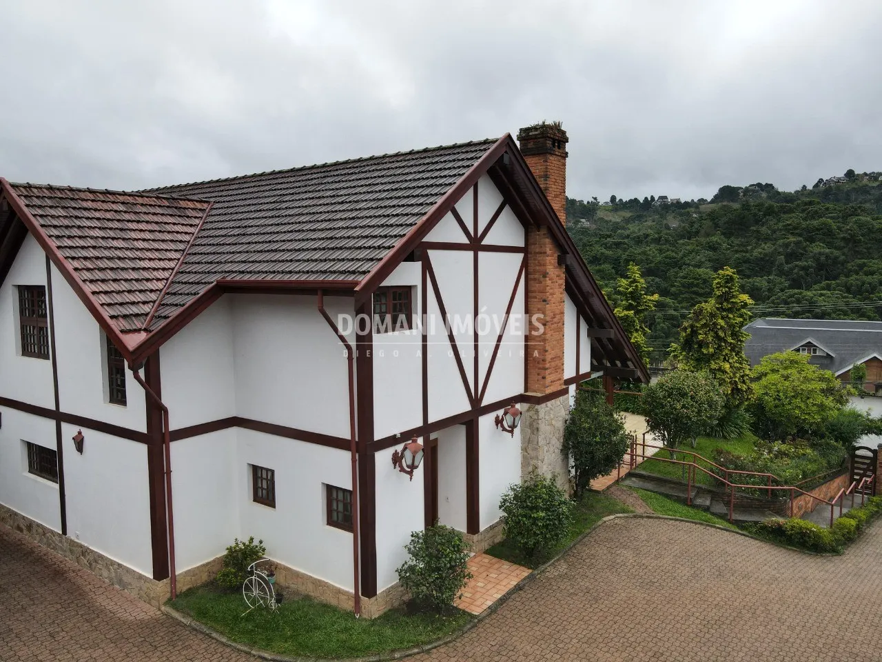 Casa à venda de 1.165 m² em Campos do Jordão, SP, Brasil