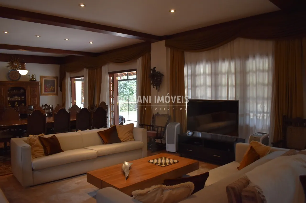 Casa à venda de 1.165 m² em Campos do Jordão, SP, Brasil